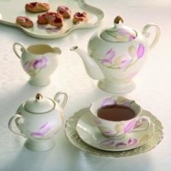 Komplet porcelany do herbaty Henrietta dla 6 osób 21 elementów Heywood