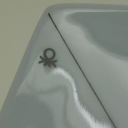 Benetton Rotondo talerz duży czarny kwadr
